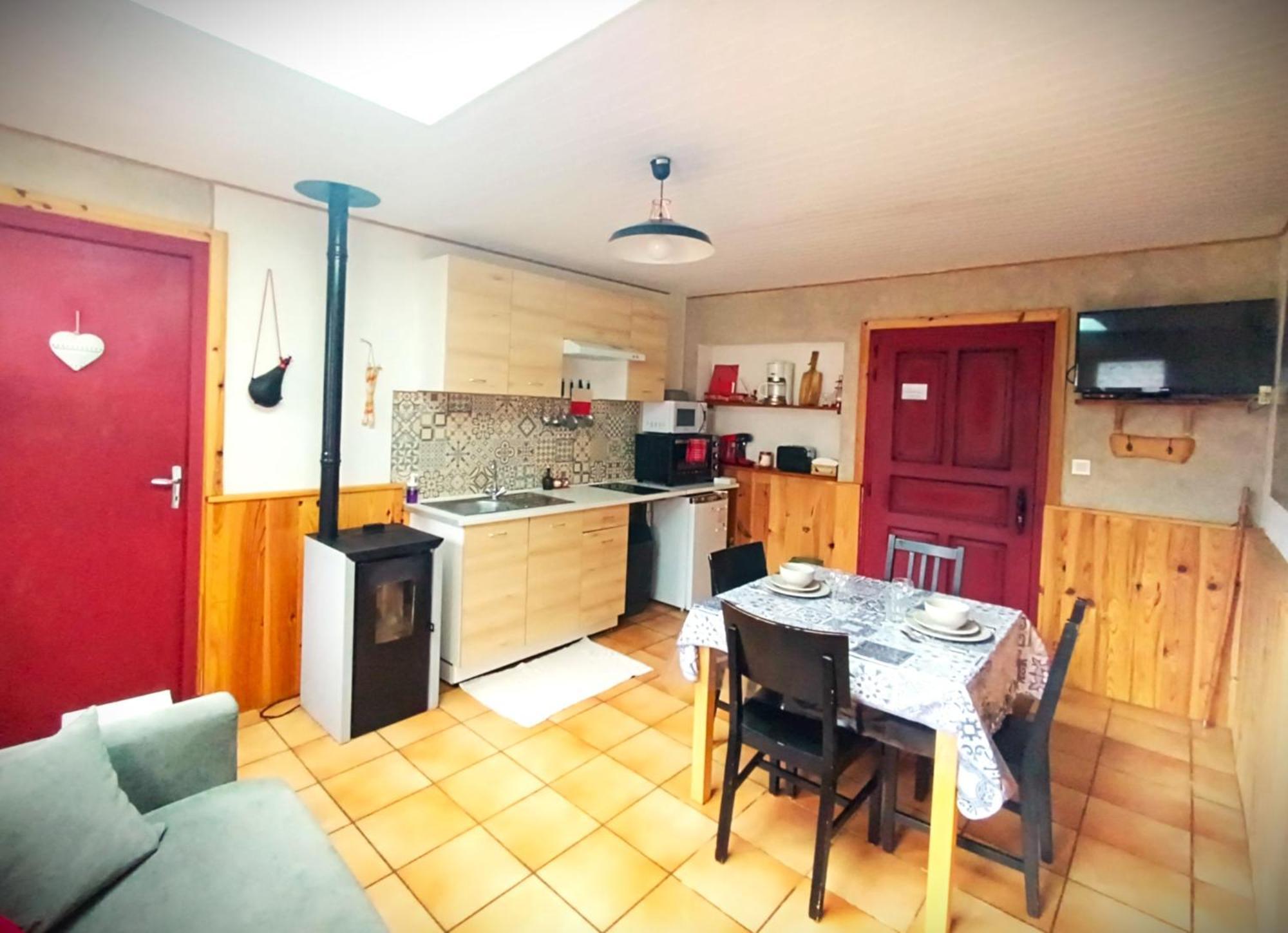 Gite Ha-Py Chalet Campan Exterior photo